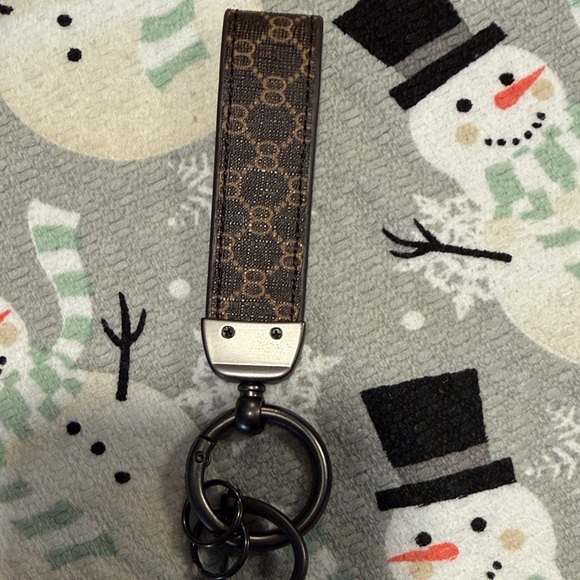 Brown Patterned Keychain - Picture 2 of 2